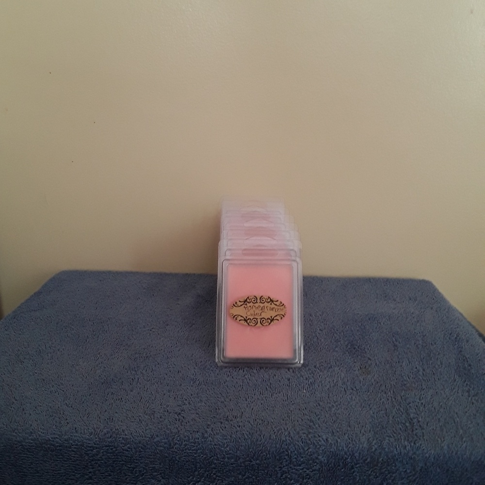 Pomegranate cider waxmelt